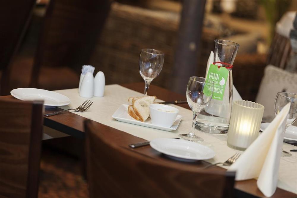 Dyreparken Safarihotell Kristiansand Restoran fotoğraf