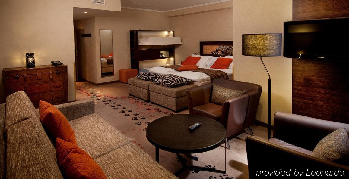 Dyreparken Safarihotell Kristiansand Dış mekan fotoğraf